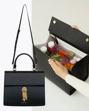 THE PET PORTRAIT LARGE LUNCHER - BLACK