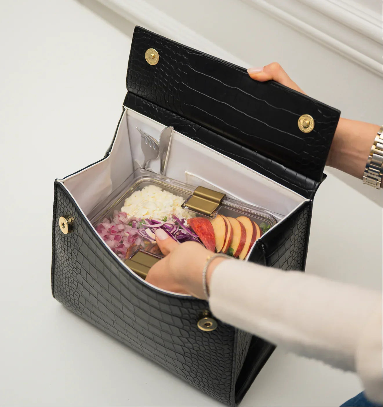 THE SNACKER - CREAM – Modern Picnic