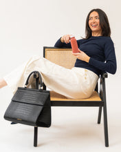 THE LARGE LUNCHER - BLACK CROC